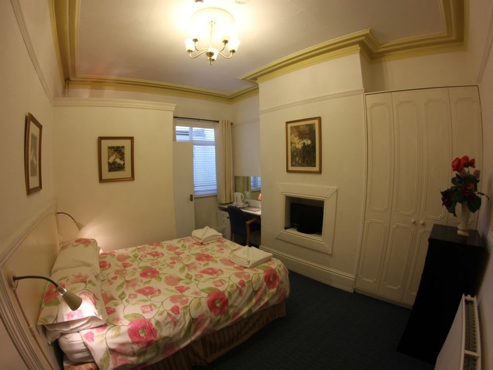 The Claremont Hotel Southampton Exterior photo